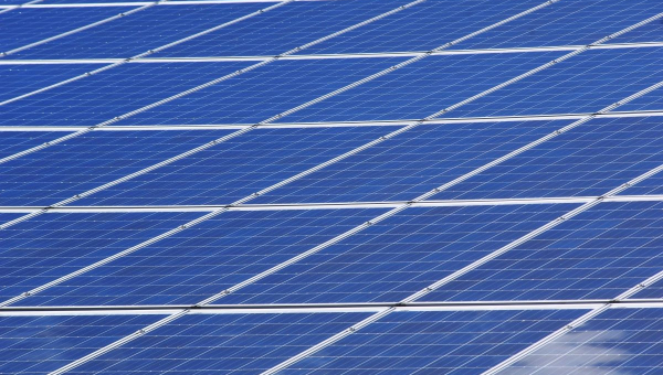 How much would it cost to go solar? Holland BPW has a new calculator to find out